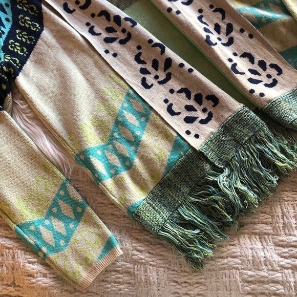 Anthropologie Gypsy05 Aruna Intarsia Drape Knit Fringe Cardigan - Picture 3 of 9